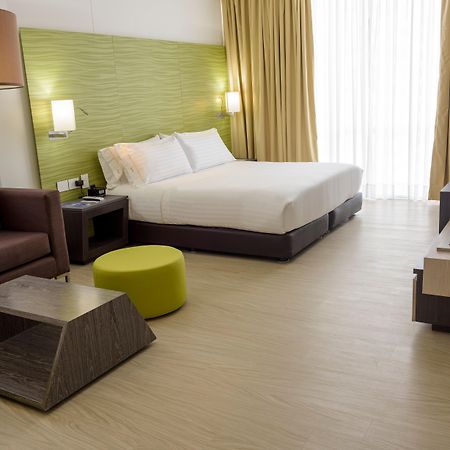 Holiday Inn Express - Cartagena Bocagrande By Ihg Exterior foto